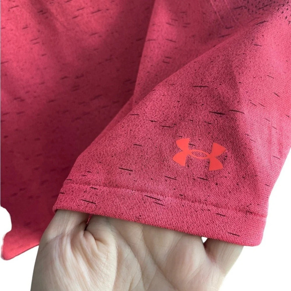 UNDER ARMOR Pink Short Sleeves Athletic Tee Size  XS - Picture 5 of 9